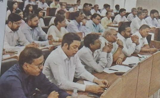 ई-ऑफिस और एआई जैसे नवाचारों पर हुआ मंथन - जनसंपर्क अधिकारियों का दो दिवसीय प्रशिक्षण संपन्न 1 WhatsApp Image 2026 04 12 at 12.32.48