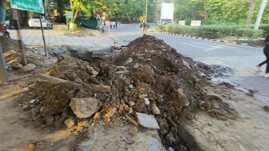लिंक रोड नंबर-1 पर खुला गड्ढा बना खतरा, हादसे की आशंका 12 WhatsApp Image 2026 04 13 at 11.29.59