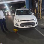 यातायात पुलिस का एक्शन: बेतरतीब पार्किंग पर लगा व्हील लॉक, तेज रफ्तार वाहनों पर इंटरसेप्टर से नकेल 3 WhatsApp Image 2026 04 13 at 8.25.02 PM