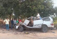 देर रात भीषण सडक़ दुर्घटना,5 लोगों की मौत के बाद गांव में पसरा मातम - विवाह समारोह से लौट रहे लोगो की टवेरा गाड़ी -ट्रैक्टर ट्रॉली से टकराई 8 WhatsApp Image 2026 04 27 at 10.16.57 1
