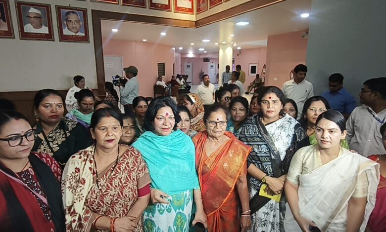 एमपी विधानसभा का विशेष सत्र: नारी शक्ति वंदनपर सत्ता-विपक्ष में घमासान 1 WhatsApp Image 2026 04 27 at 12.28.07