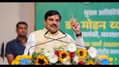 खड़गे के आतंकवादी वाले बयान पर भड़के सीएम मोहन यादव, कहा- माफी मांगें कांग्रेस अध्यक्ष 7 srn 11 2