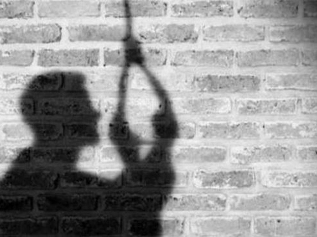 शिवाजी नगर में युवक ने फांसी लगाकर की आत्महत्या, पुलिस कर रही जांच 2 suicide 1640961495
