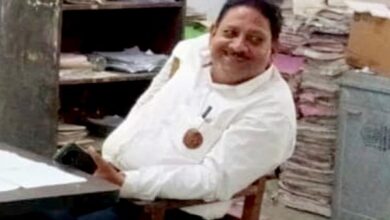 कसया तहसील में ‘परिवार राज’! ट्रांसफर आदेश को ठेंगा दिखाकर कुर्सी से चिपके लेखपाल राधेश्याम सिंह 11 02 20