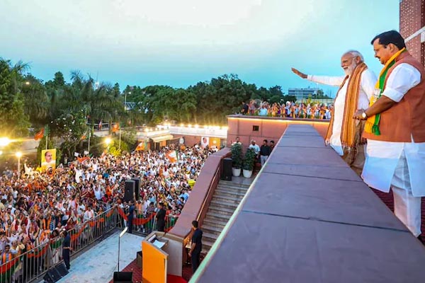 बंगाल में सत्ता परिवर्तन: 9 मई को शपथ ग्रहण, CM चेहरे पर सस्पेंस बरकरार 1 05 2