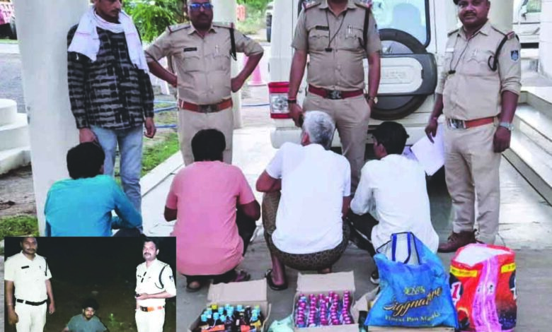 एक सैकड़ा शराब माफियाओं पर पुलिस की कार्रवाई, ऑपरेशन शिकंजा : 356 लीटर प्लेन, 58 लीटर अंग्रेजी, 56 लीटर कच्ची शराब बरामद, शराब माफियाओं के नेटवर्क को ध्वस्त करने पुलिस की मुहिम 1 05 5