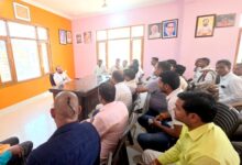 ग्राम प्रधानों ने उठाई कार्यकाल बढ़ाने की मांग, विधायक को सौंपा ज्ञापन 10 09 2