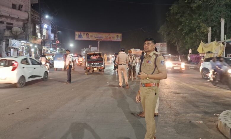 भीषण जाम के बाद नगर प्रशासन सख्त, यातायात सुगम बनाने और सीवर कार्यों की समीक्षा तेज 1 20260519 194643