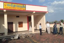 जिला पंचायत सीईओ इला तिवारी ने किया बैरसिया क्षेत्र का निरीक्षण निर्माणाधीन पंचायत भवन और अमृत सरोवर कार्यों का लिया जायजा, अधिकारियों को दिए निर्देश 11 IMG 20260506 WA0008