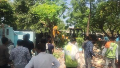 10 लेन सड़क निर्माण के लिए अर्जुन नगर की 38 झुग्गियां हटाईं 9 IMG 20260510 WA0032