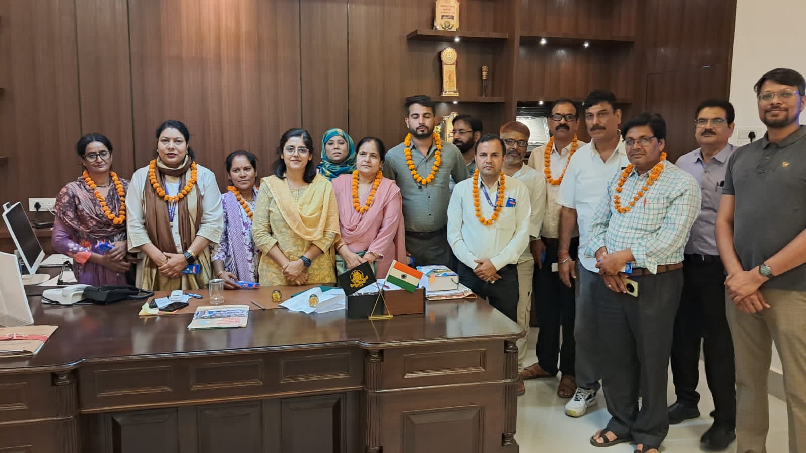 समय से पहले पूरा हुआ जनगणना कार्य, उत्कृष्ट प्रगणकों और पर्यवेक्षकों का निगमायुक्त ने किया सम्मान 3 IMG 20260512 WA0040