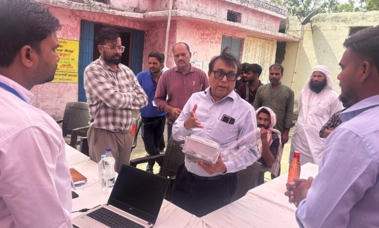 संपर्क अभियान शिविरों में उपभोक्ताओं की समस्याओं का त्वरित समाधान स्मार्ट मीटर की कार्यप्रणाली समझाई, पहले दिन 624 शिकायतों का मौके पर निराकरण 1 IMG 20260515 WA0003