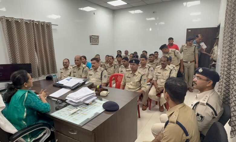 तनाव मुक्ति के लिए पुलिसकर्मियों ने सीखा ध्यान, नियमित मेडिटेशन करने का लिया संकल्प 1 IMG 20260519 WA0020