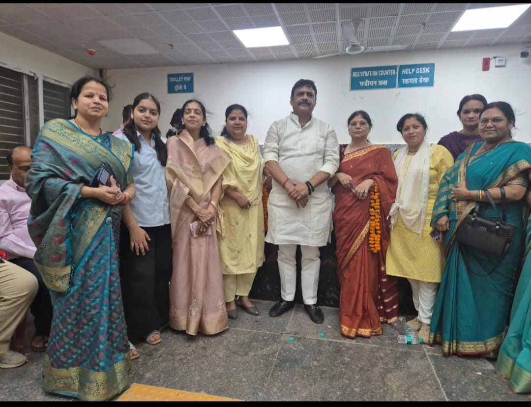 220 लोगों ने एक दिन में किया रक्तदान, विधायक संदीप जायसवाल के पुत्र सिद्धार्थ जायसवाल के जन्मदिन पर मानवसेवी पहल की सर्वत्र सराहना 2 IMG 20260522 WA0752
