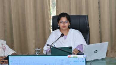 विकास कार्यों की समीक्षा में सख्ती, लापरवाह अधिकारियों को फटकार 6 IMG 20260526 WA0050