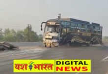 कटनी बायपास पर हादसा: बस और डंफर की भिड़ंत, बाल-बाल बची 50 से अधिक यात्रियों की जान 10 IMG 20260512 085512