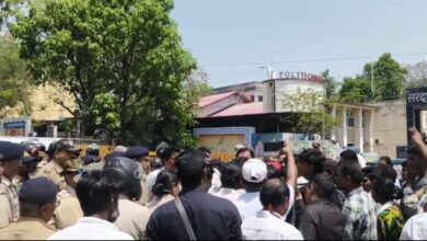 पॉलिटेक्निक चौराहा स्थित 70 साल पुरानी बस्ती हटाने की कार्रवाई शुरू मानस भवन क्षेत्र पुलिस छावनी में तब्दील, 27 परिवारों का होगा पुनर्वास 8 Screenshot 2026 05 02 11 59 25 65 99c04817c0de5652397fc8b56c3b3817
