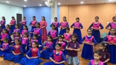 विश्व नृत्य दिवस पर भोपाल में बिखरी आध्यात्मिक छटा, 50 नन्हे कलाकारों ने मंत्रोच्चार पर जीवंत किया कथक 13 Screenshot 2026 05 08 10 01 32 97 6012fa4d4ddec268fc5c7112cbb265e7