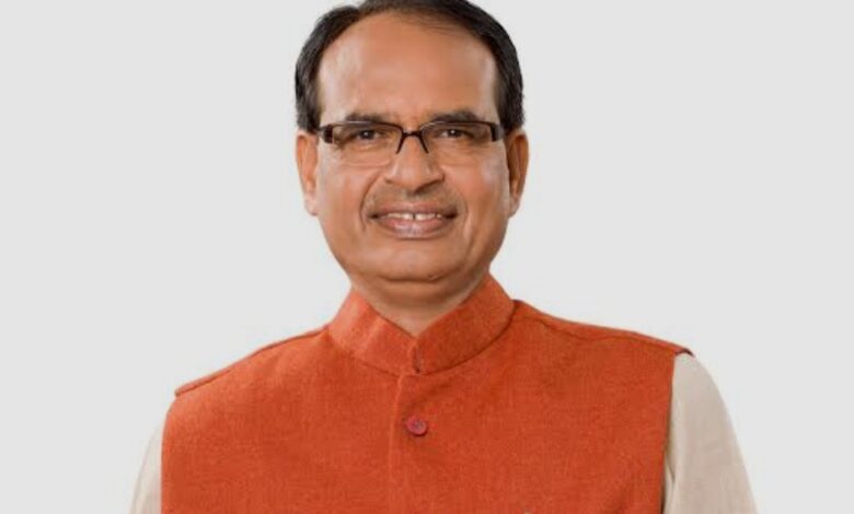 विकसित भारत के निर्माण में युवा निभाएंगे अहम भूमिका , शिवराज सिंह चौहान 19वें रोजगार मेले में 51 हजार से अधिक युवाओं को मिले नियुक्ति पत्र, अब तक 12 लाख से ज्यादा युवाओं को मिला अवसर 1 Screenshot 2026 05 23 15 59 42 36 680d03679600f7af0b4c700c6b270fe7