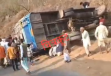 घाटी में बड़ा हादसा: अनियंत्रित बस पलटी, 23 यात्री घायल, 3 की हालत नाजुक 10 Screenshot 20260507 094539.WhatsApp