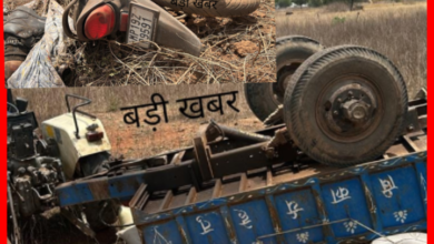 गेहूं से लोड ट्रैक्टर-ट्रॉली बाइक पर पलटी, पति-पत्नी समेत चालक की मौत 14 Screenshot 20260519 192647.Gallery