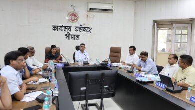 भोपाल में गर्मी के मद्देनजर पेयजल संकट से निपटने की तैयारी तेज, लापरवाही पर मिलेगी सख्त सजा: कलेक्टर 23 WhatsApp Image 2026 05 25 at 17.38.59