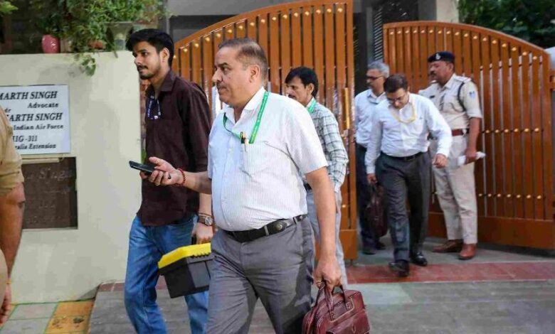 गिरिबाला सिंह से पूछताछ के बाद गिरफ्तार करेगी सीबीआई - ट्विशा शर्मा मौत मामले में हाईकोर्ट ने रद्द की सास की अग्रिम जमानत 1 WhatsApp Image 2026 05 28 at 12.40.19