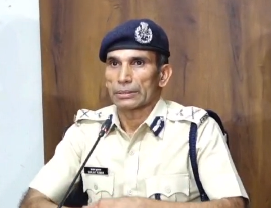 ट्विशा शर्मा मामला: जांच में सहयोग नहीं कर रही हैं रिटायर्ड जज गिरिबाला सिंह, पुलिस ने दिए तीन नोटिस 1 bpl cp