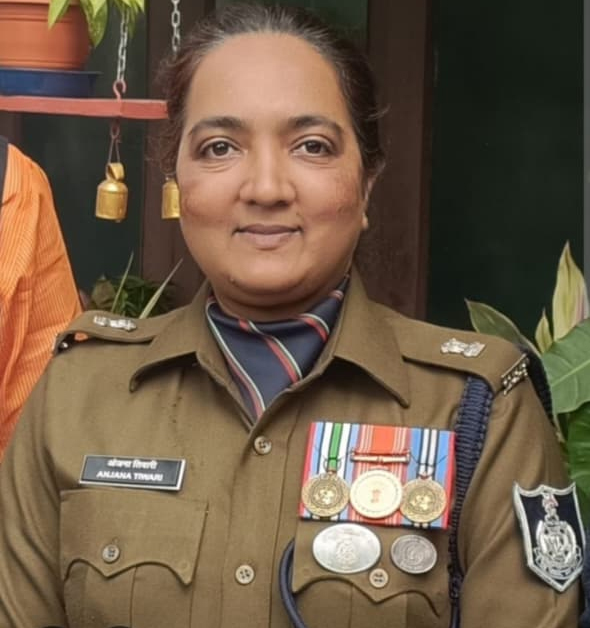 एडिशनल एसपी अंजना तिवारी ने लिया मामले का संज्ञान, जमीनी हकीकत जानने भेजी यातायात टीम 4 02 2