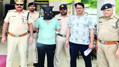 अमृतसर से पकड़ा गया लूट का आरोपी, झिंझरी पुलिस ने किया गिरफ्तार, एक महीने से था फरार 10 02 30