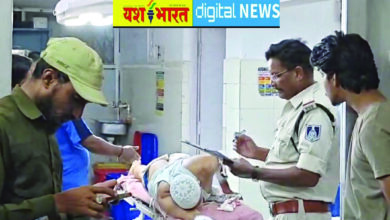 व्यापारी पर हमले के आरोपी को तलाश कर रही पुलिस, कई ठिकानों पर दबिश, पुरानी रंजिश को लेकर बदमाश ने किया चाकू से हमला 13 05 11