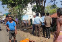 मजदूरों से भरी पिकअप ट्रक से टकराई, 10 लोगों की मौत, 25 घायल 15 05 21