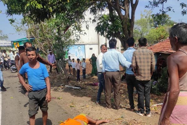 मजदूरों से भरी पिकअप ट्रक से टकराई, 10 लोगों की मौत, 25 घायल 1 05 21