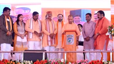 बलरामपुर को मुख्यमंत्री योगी आदित्यनाथ ने दी 293.95 करोड़ की 75 विकास परियोजनाओं की सौगात 7 05 5