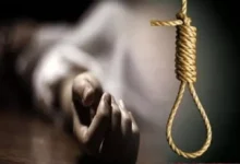 अस्पताल में मरीज ने की आत्महत्या, बाथरूम में फंदे से लटका मिला शव 9 05 12 2022 hang 23245091 m