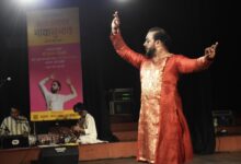 भावानुभाव’ में बिखरा कृष्ण भक्ति का रंग , वन्दे कृष्णं जगतगुरुं और माधव दर्शनम् की मनमोहक प्रस्तुतियों ने दर्शकों को किया भावविभोर 11 IMG 20260606 WA0007