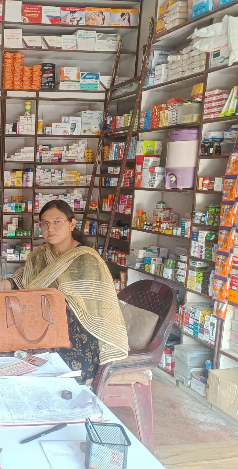 10 मेडिकल स्टोर्स पर औषधि विभाग की बड़ी कार्रवाई 2 IMG 20260606 WA0070