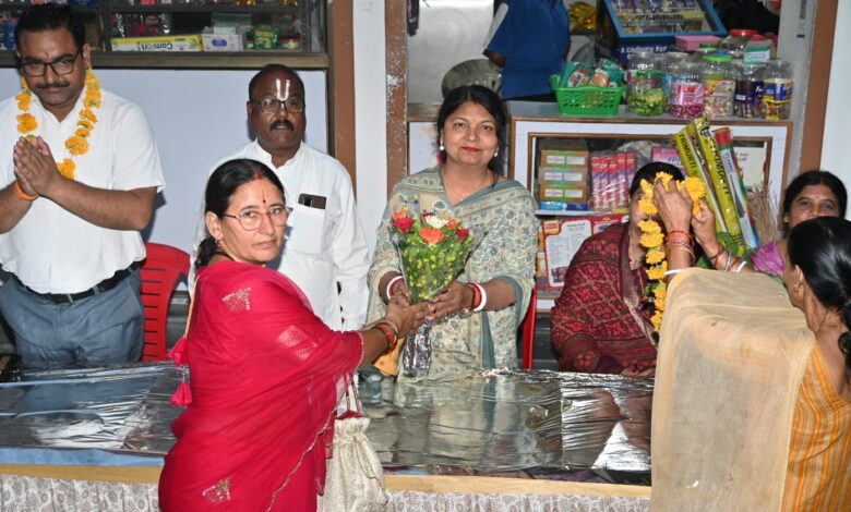 विकास कार्यों के साथ जनसंवाद और पौधारोपण की पहल 1 IMG 20260611 WA0056 1
