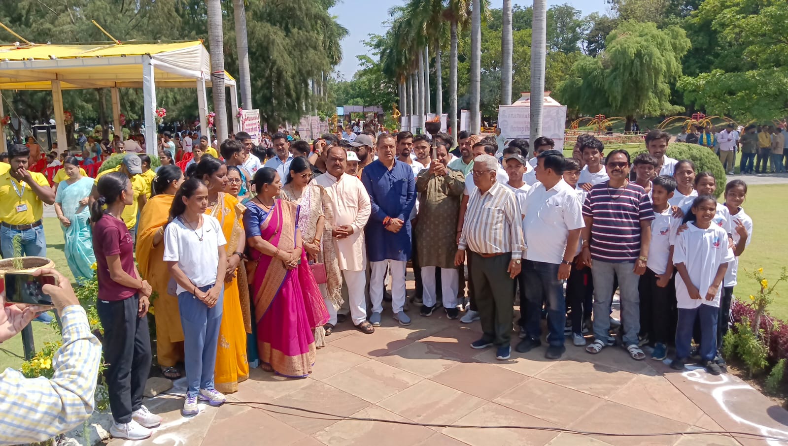 शौर्य की विरासत को नमन,रानी दुर्गावती जयंती पर निकली मशाल यात्रा 2 IMG 20260624 WA0021