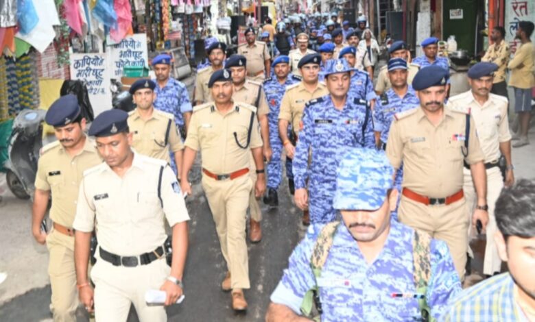 मोहर्रम पर्व को लेकर पुलिस अलर्ट, शहर के संवेदनशील इलाकों में मार्च 1 IMG 20260625 WA0000 1