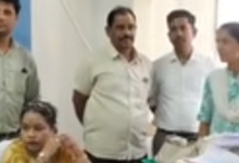 लोकायुक्त की कार्रवाई : रिश्वत लेते रंगे हाथ ट्रैप हुईं कर्मचारी संघ की अध्यक्ष, एरियर्स की राशि निकलवाने के एवज में मांग रही थीं 2500 की रिश्वत 11 Screenshot 20260619 133932.WhatsApp