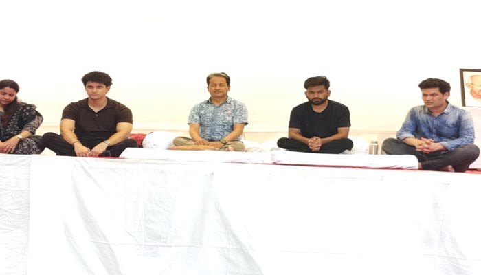 NEET पेपर लीक के विरोध में सोनम वांगचुक भूख हड़ताल पर, शिक्षा मंत्री के इस्तीफे की मांग तेज 1 Untitled 3 copy 13