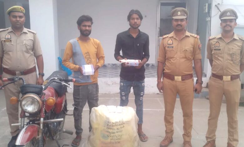 खेतों से बैटरियां उड़ाने वाले शातिर चोर चढ़े पुलिस के हत्थे, तमंचा और चोरी का माल बरामद 1 WhatsApp Image 2026 06 04 at 18.13.25