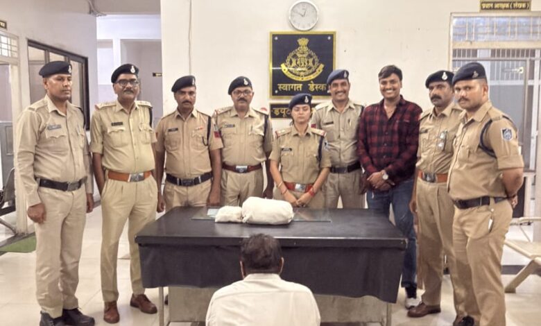 शातिर तस्कर गांजे के साथ गिरफ्तार 1 WhatsApp Image 2026 06 12 at 12.24.51