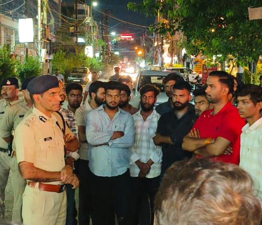 एमपी नगर में पुलिस चेकिंग से परेशान नागरिक - खुलेआम गांजा सेवन की शिकायत 1 WhatsApp Image 2026 06 19 at 09.49.42