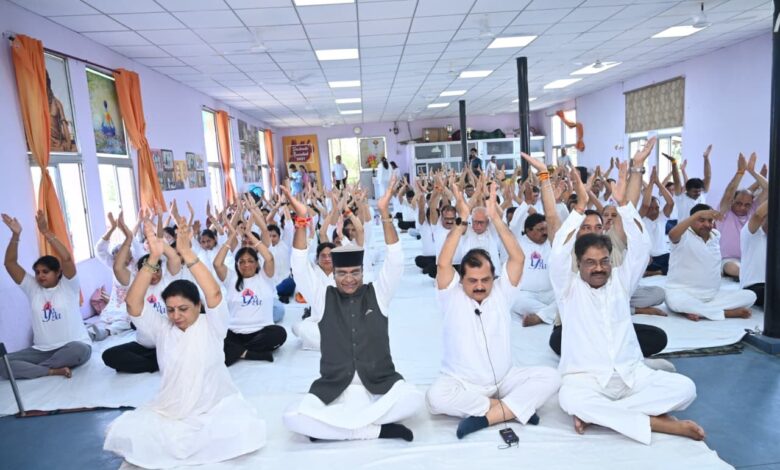 योग केवल व्यायाम नहीं बल्कि जीवन का आधार, राजधानी में युवाओं ने लिया सेहत का संकल्प 1 WhatsApp Image 2026 06 20 at 12.11.28