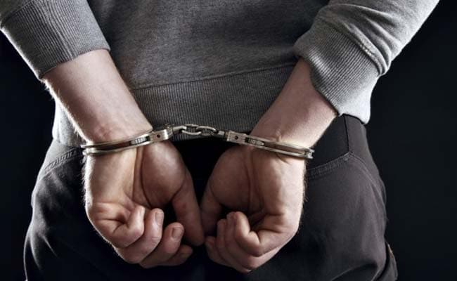 पत्नी पर ब्लेड से हमला करने वाला आरोपी पति गिरफ्तार 1 arrest