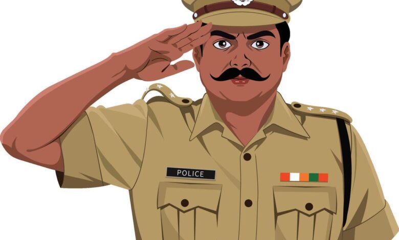 यूपी के शाहजहांपुर में सनसनी: दुष्कर्म के आरोपी को पकड़ने गई पुलिस टीम पर हमला, सब-इंस्पेक्टर लहूलुहान 1 indian police officer salute in uniform front view vector