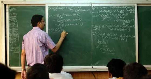 एमपी के सरकारी स्कूलों में बीएसी और जनशिक्षकों की होगी बड़ी भर्ती, दागी शिक्षकों को नो एंट्री 1 teacher 1 3 166731357016x9 1