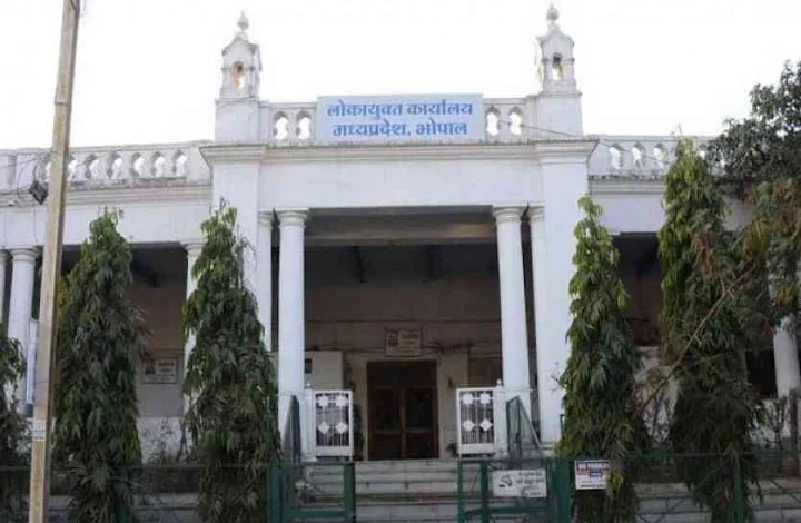 लोकायुक्त की विशेष पुलिस स्थापना अब आरटीआई के दायरे में, सुप्रीम कोर्ट ने 2011 की अधिसूचना रद्द की 1 unnamed